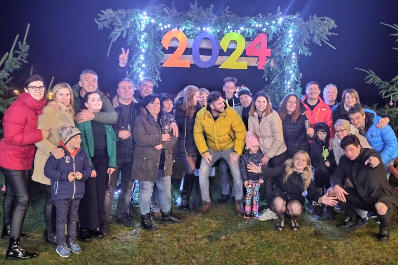 Silvestr 2024 s živou hudbou